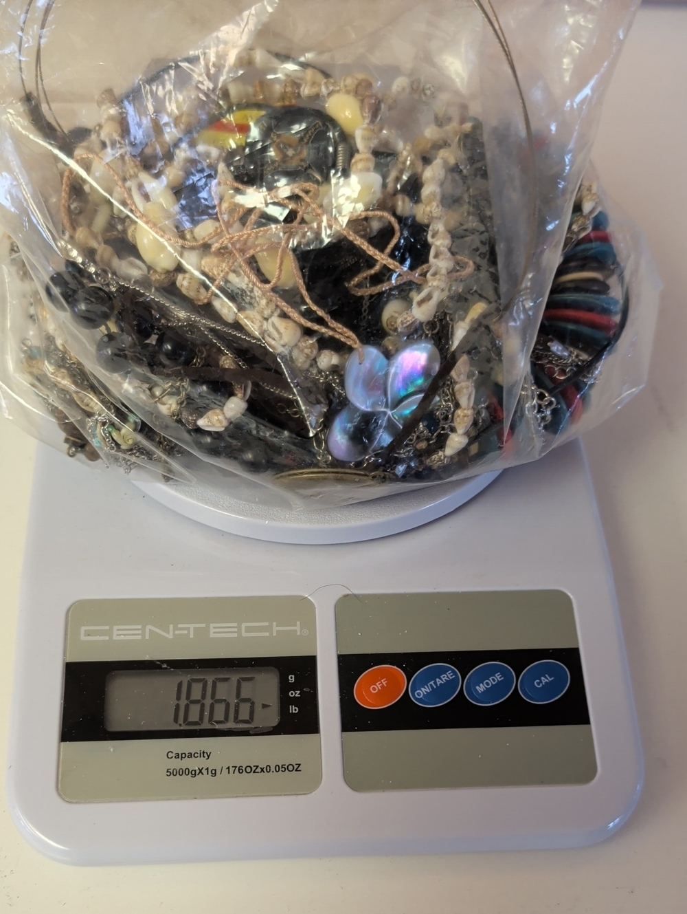 1.8 LBS VTG. to New Wearable Womens Fashion Necklaces.